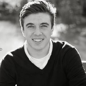 Meet your Posher, Alex